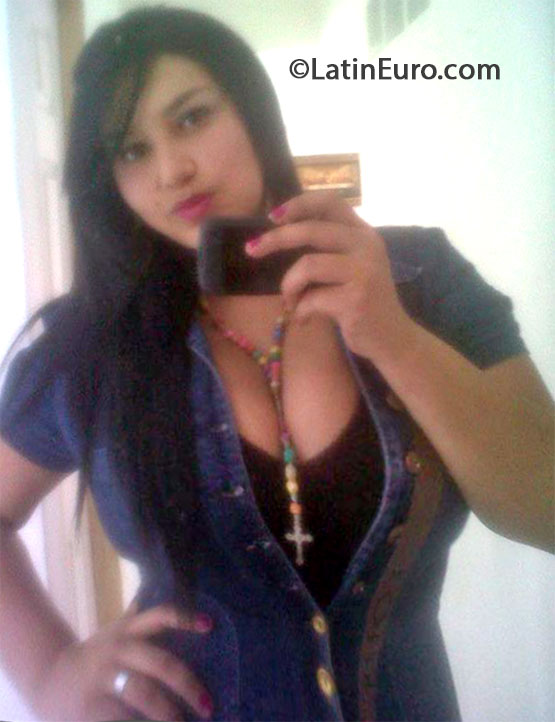 Date this cute Colombia girl KATERIN from Medellin CO13248