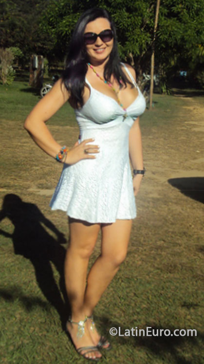 Date this lovely Colombia girl Catalina from Villavicencio CO13404