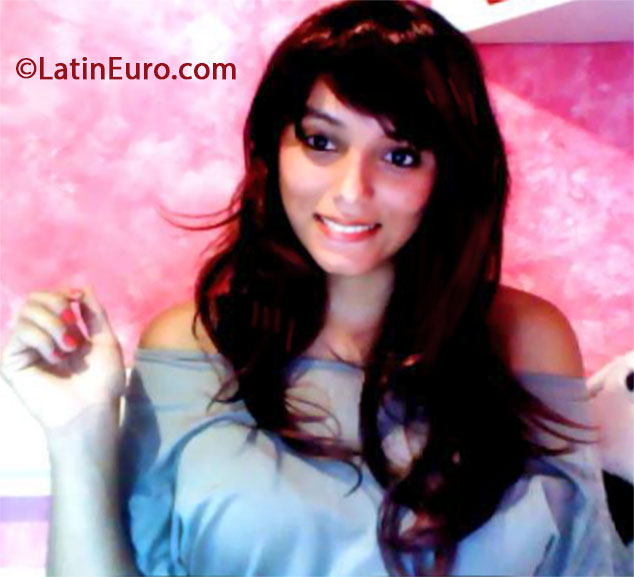 Date this good-looking Brazil girl Kate from Belo Horizonte BR7940