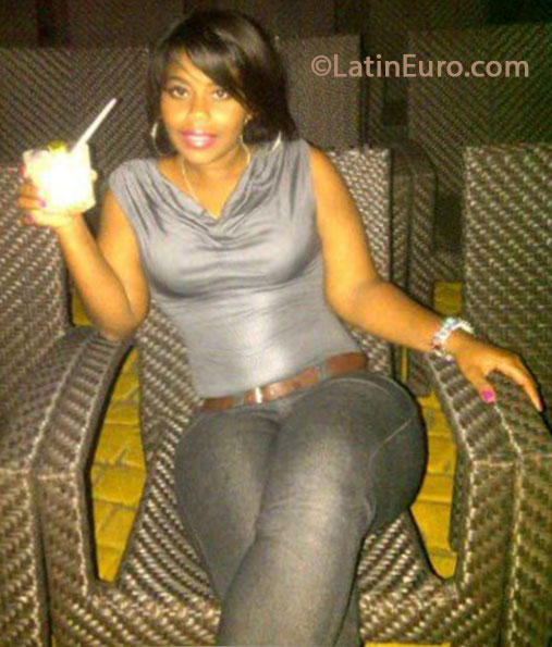 Date this sensual Dominican Republic girl Yocira from Santo Domingo DO16559