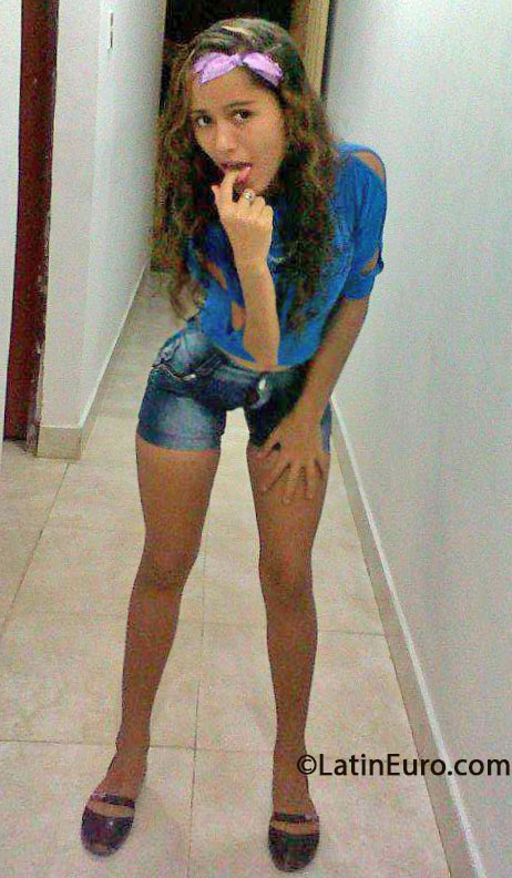 Date this cute Colombia girl Eva from Cartagena CO13719