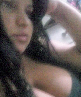 Date this nice looking Brazil girl Sandra from Rio De Janeiro BR8095