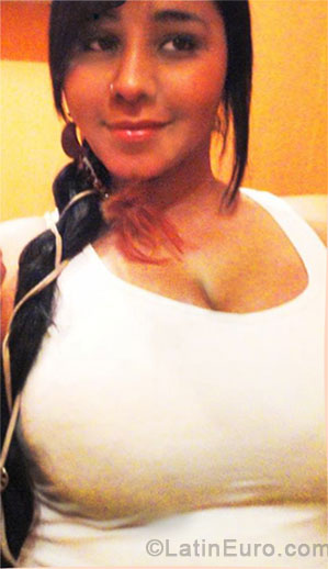 Date this delightful Brazil girl Natasha from Barrinha BR8219