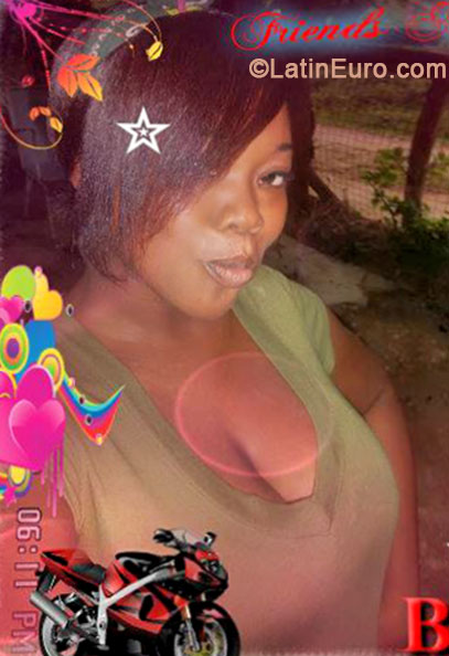 Date this lovely Jamaica girl Stacy from Portmore JM1382