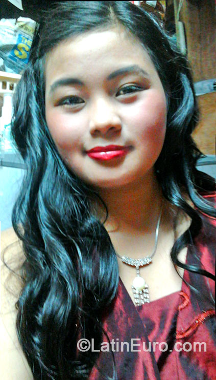 Date this attractive Philippines girl Chonelyn from Calbayog PH592