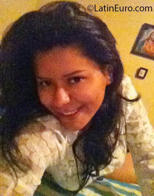 Date this lovely Honduras girl Rousy from Tegucigalpa HN907