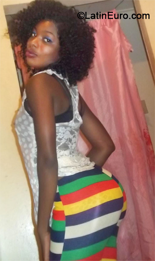 Date this cute Jamaica girl Crystal from Kingston JM1470