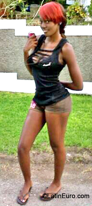 Date this stunning Jamaica girl Sabrina from Port Antonio JM1493