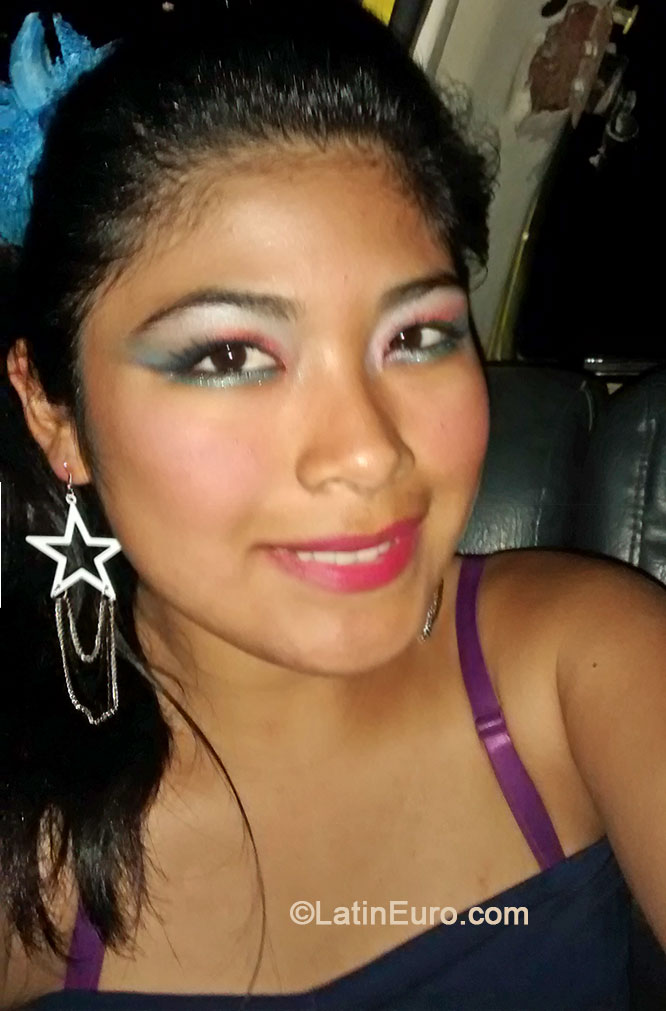 Date this cute Peru girl Aneli from Chiclayo PE879