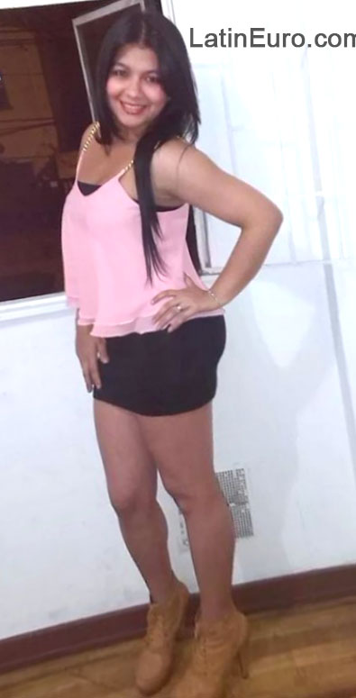 Date this foxy Colombia girl Sofia from Bogota CO14723