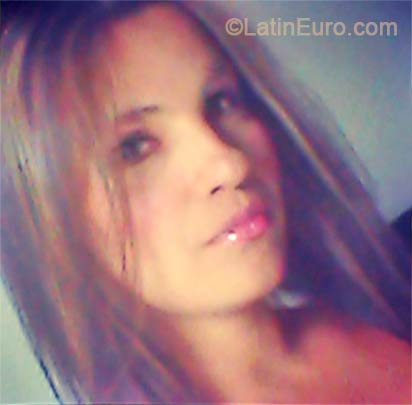 Date this hard body Colombia girl Mary from Medellin CO14900