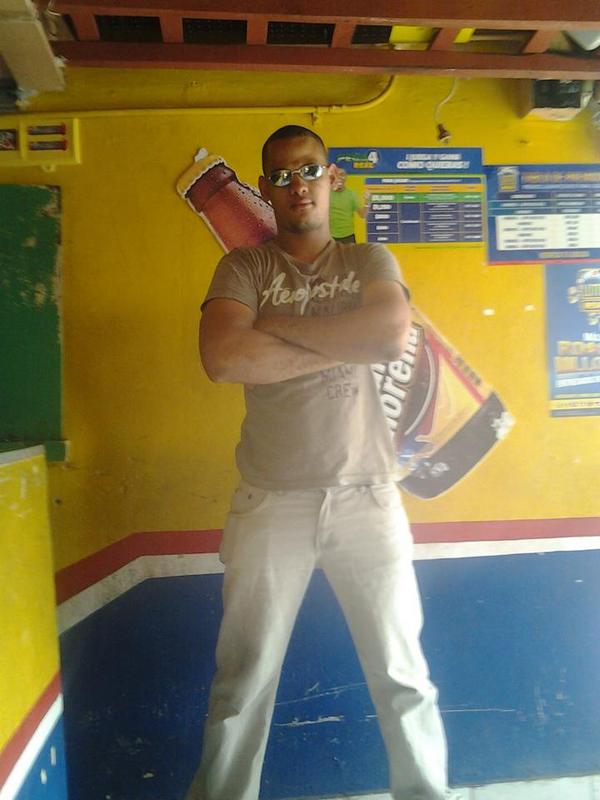 Date this foxy Dominican Republic man Josemanulzapata from Santia De Los Caballero DO18510