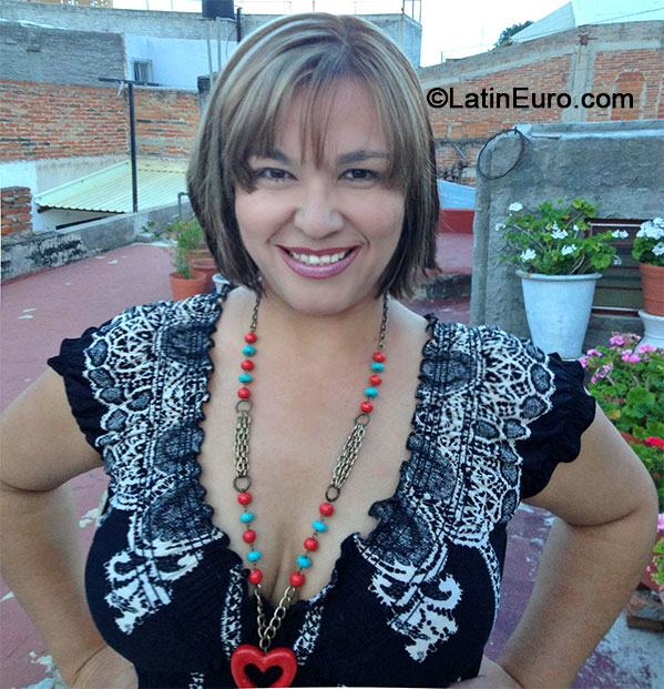 Date this funny Mexico girl Carmen from Guadalajara MX1272