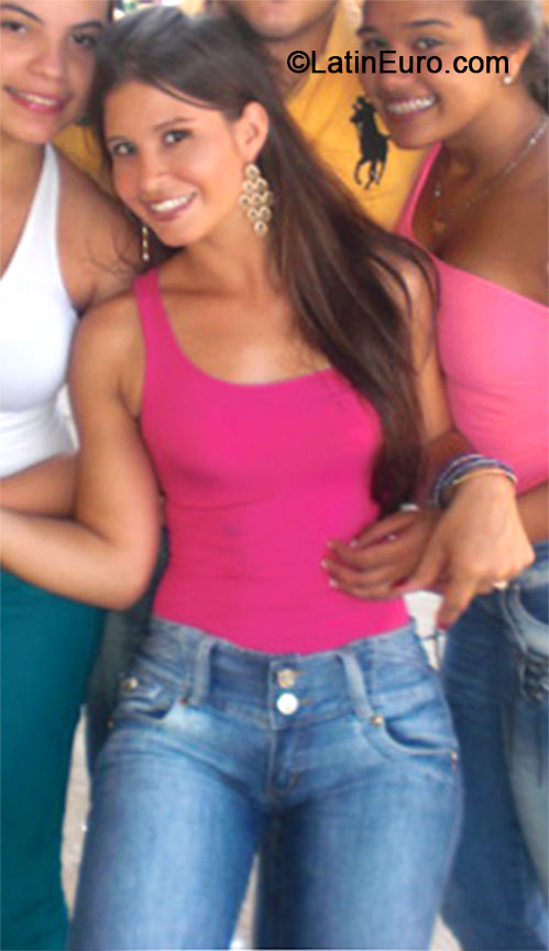 Date this gorgeous Colombia girl Karen from Medellin CO15002