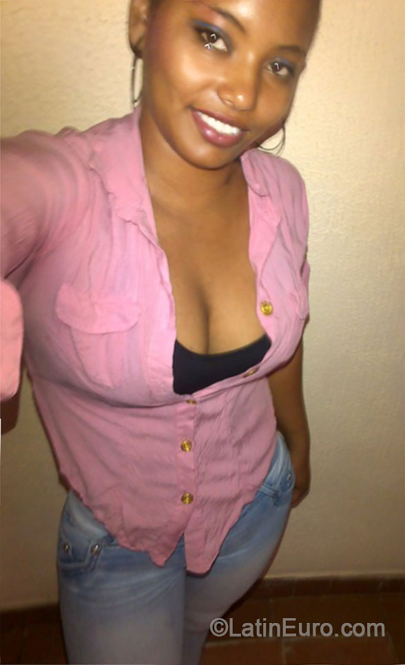 Date this cute Colombia girl Katherine from Bogota CO15016