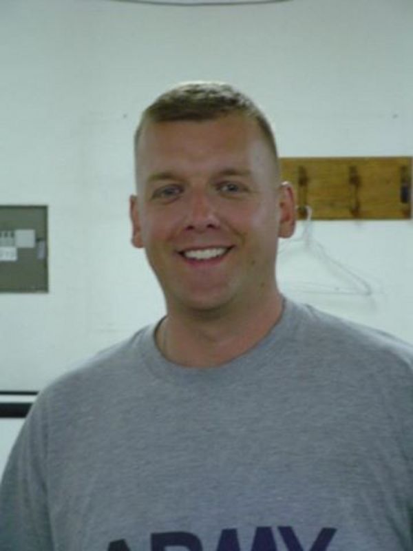 Date this young United States man Chris from New York City US14963