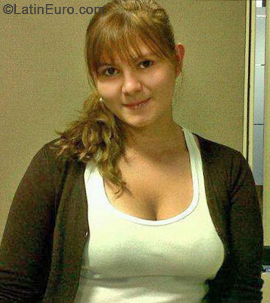 Date this voluptuous Colombia girl Jenny from Bogota CO15245