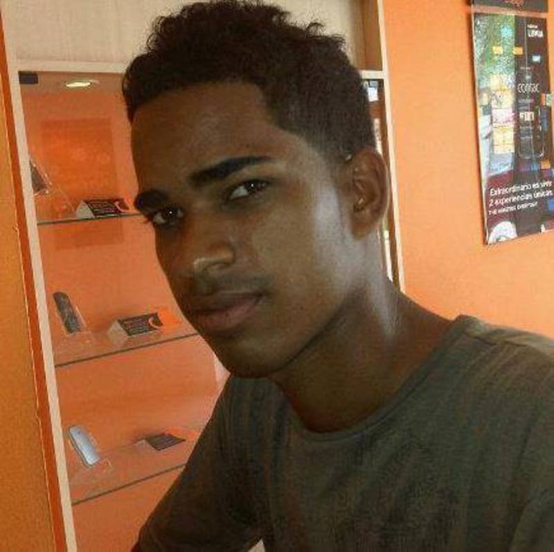 Date this sensual Dominican Republic man Miguel from La Altagracia DO19097