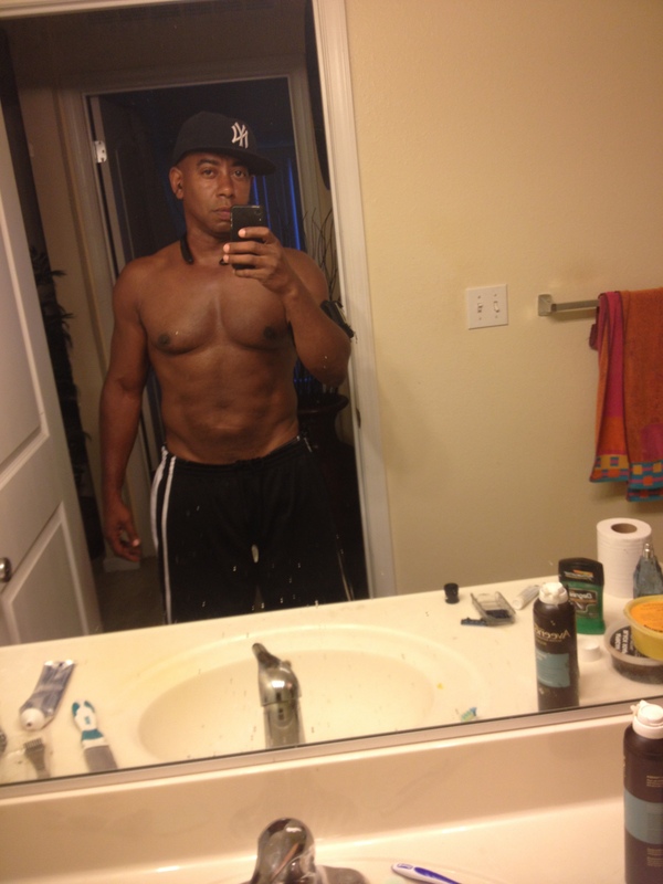 Date this georgeous United States man Nick from College Park US15024