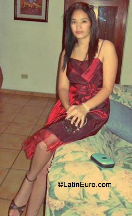 Date this georgeous Honduras girl Judy from Santa Cruz De Yojoa HN1039