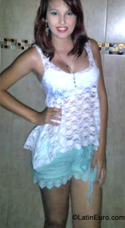 Date this fun Venezuela girl Ariel from Caracas VE248