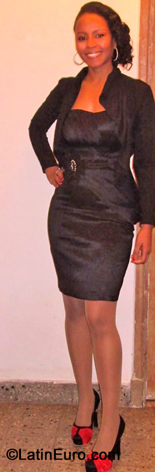 Date this georgeous Argentina girl Nuevoamanecer76 from  CO15346