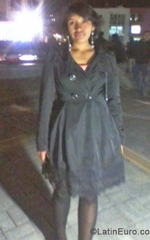 Date this lovely Peru girl Olivia from Tacna PE1009