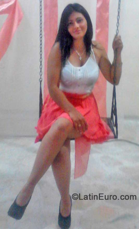 Date this passionate Colombia girl Sandra from Bucaramanga CO15560