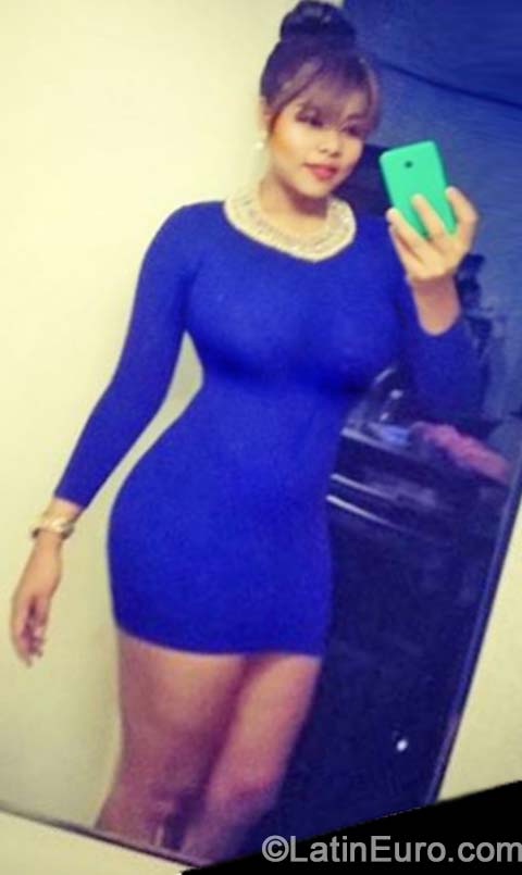 Date this voluptuous Honduras girl Nayeli rivera from San Pedro Sula HN1174