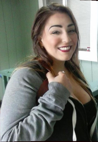 Date this attractive United States girl Ariana from Grants Pass US15317