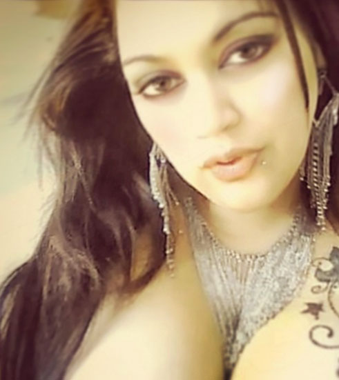 Date this pretty France girl Laila from Paris FR235