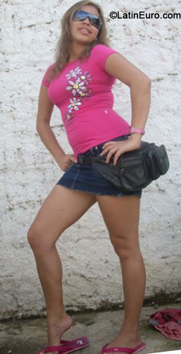 Date this fun Colombia girl Alejandra from Sincelejo CO16110