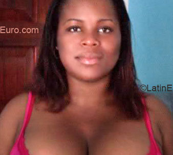 Date this hard body Jamaica girl Dana from Montego Bay JM1832