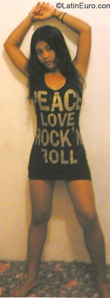 Date this funny Philippines girl Mira from Cebu City PH692