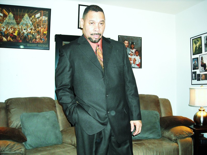 Date this georgeous United States man James from Elizabrth US15442