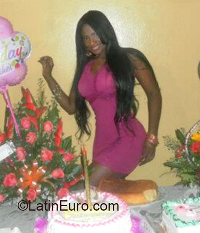 Date this happy Dominican Republic girl Rammie from Santo Domingo DO20096