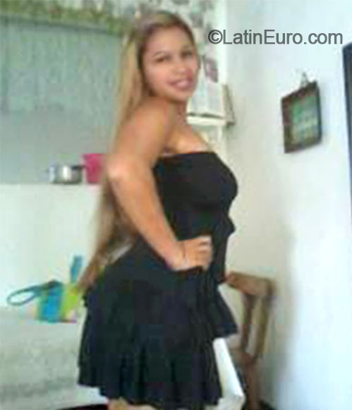 Date this foxy Colombia girl Anlly osorio from Medellin CO16345