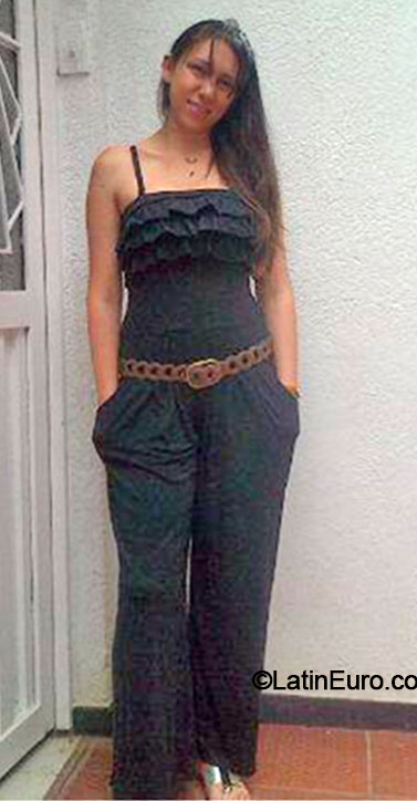 Date this athletic Colombia girl Alejandra from Bogota CO16364