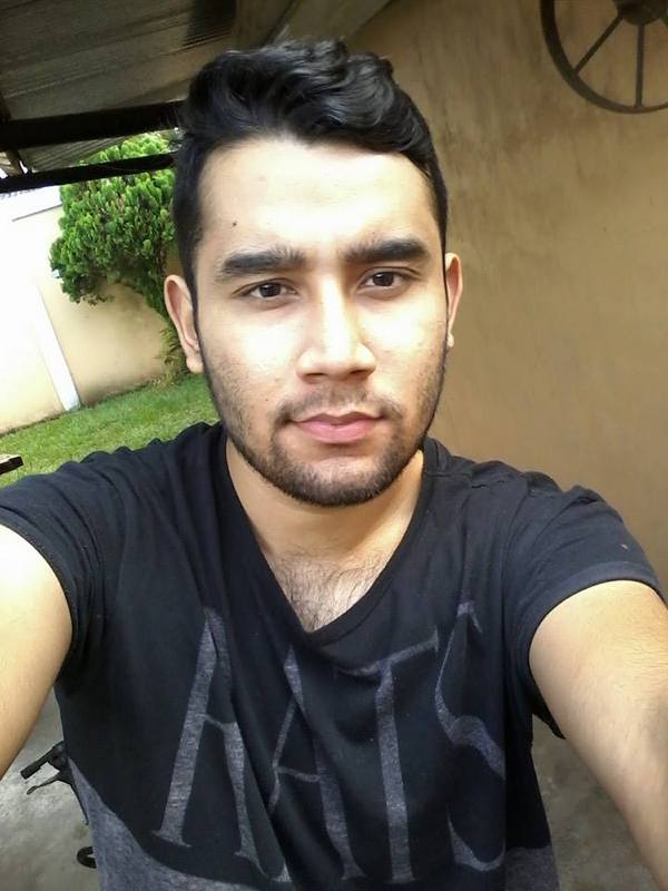 Date this good-looking Honduras man Oscar from San pedro sula HN1222