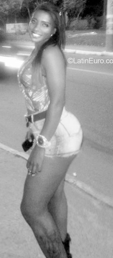 Date this cute Brazil girl Aline paula from Rio De Janeiro BR9349