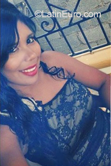 Date this stunning Dominican Republic girl Olga from Santo Domingo DO20469