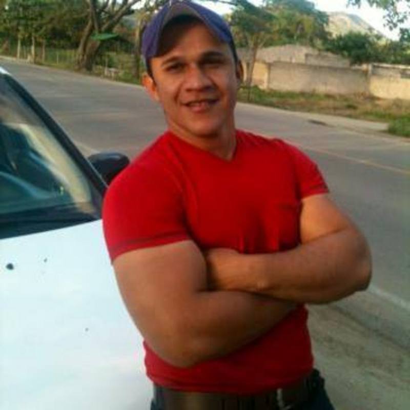 Date this happy Honduras man Elmer from Cortes HN1335