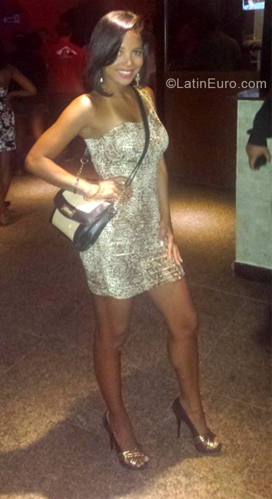 Date this tall Brazil girl Samyra from Rio De Janeiro BR9129