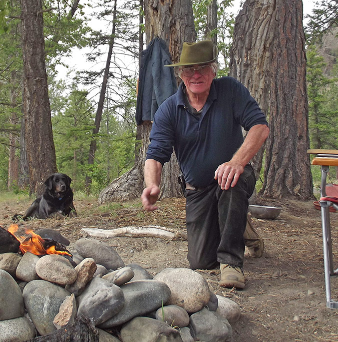 Date this tall Canada man Robert from Powell River CA642