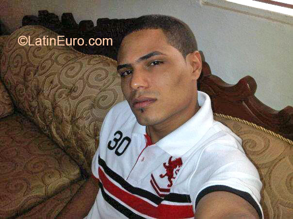 Date this stunning Dominican Republic man Jorge from Santiago DO20710