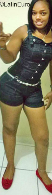 Date this charming Dominican Republic girl Alejandrina from Santo Domingo DO20731