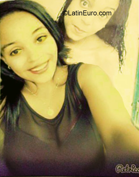 Date this pretty Dominican Republic girl Mabel from Dajabon DO20884