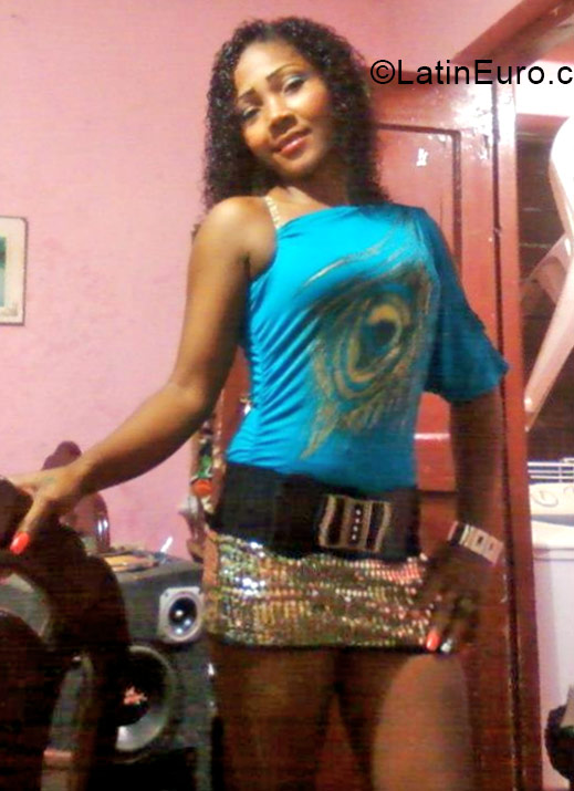 Date this hot Dominican Republic girl Jeovany from Puerto Plata DO20972