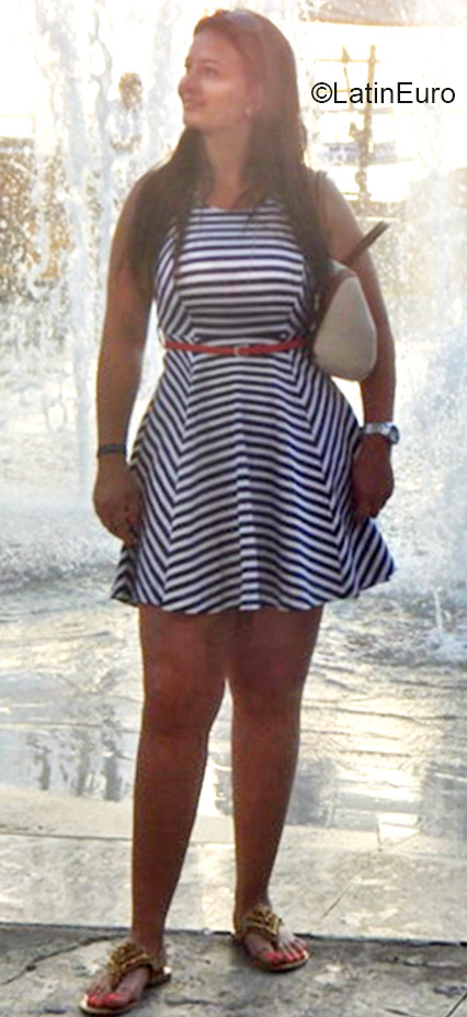 Date this tall Colombia girl Valentina from Manizales CO16842