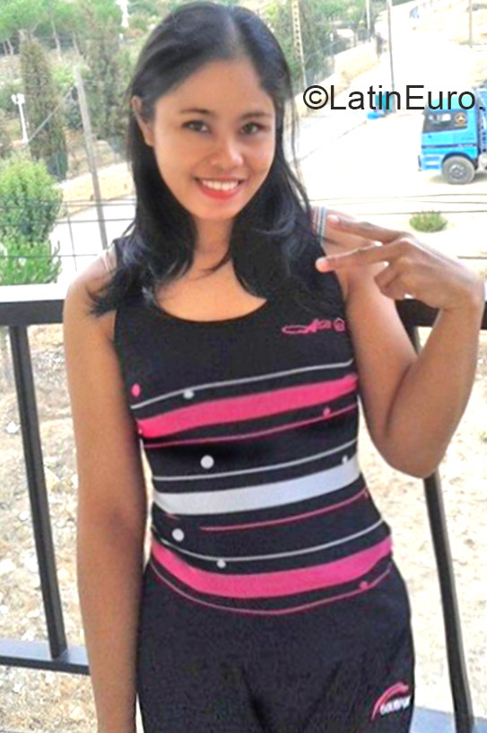 Date this nice looking Philippines girl Cherry from Iligan City PH742